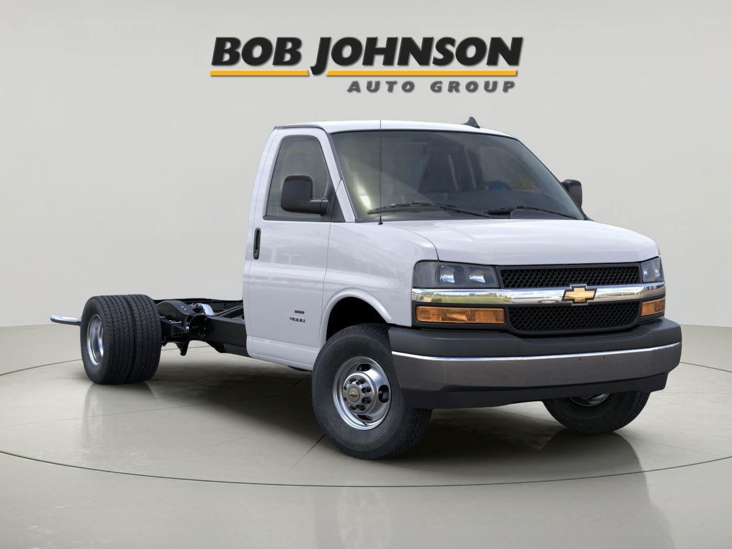 2025 Chevrolet Express Cutaway 3500 1WT