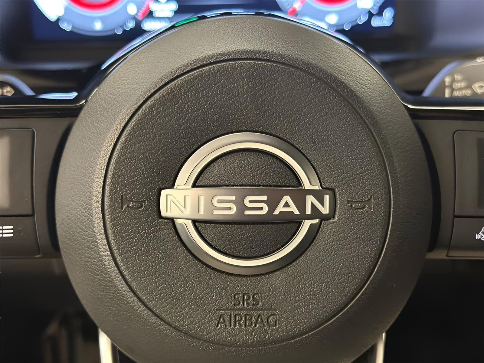 2024 Nissan Pathfinder Platinum 4WD