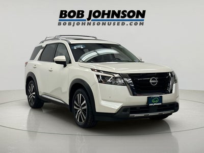 2024 Nissan Pathfinder Platinum 4WD