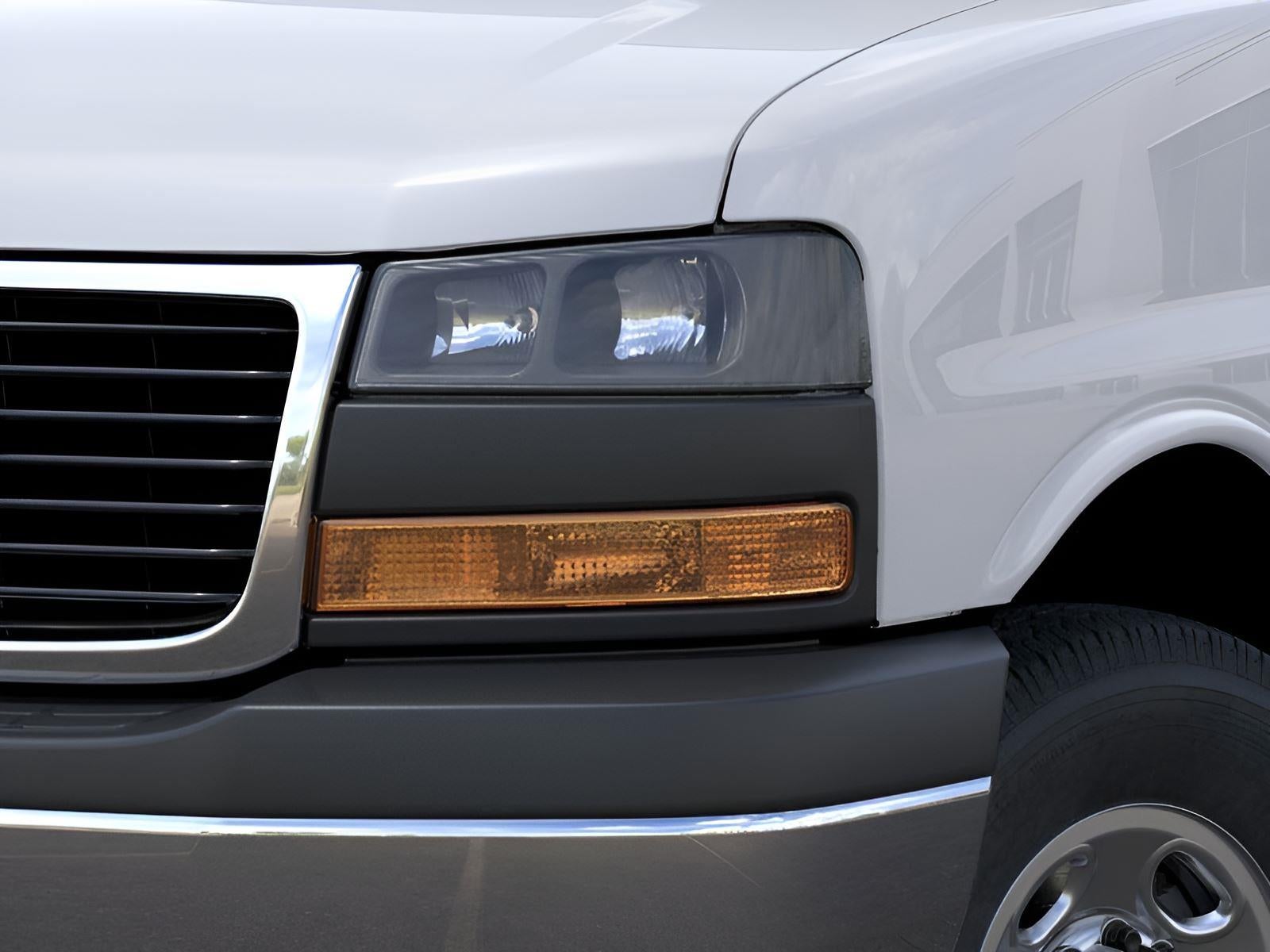 2026 GMC Savana Cutaway 3500 1WT