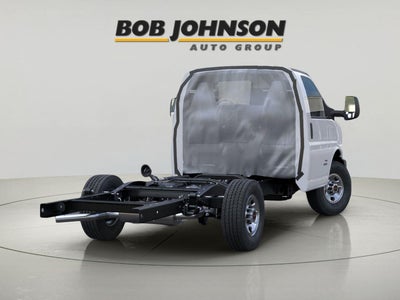 2026 GMC Savana Cutaway 3500 1WT