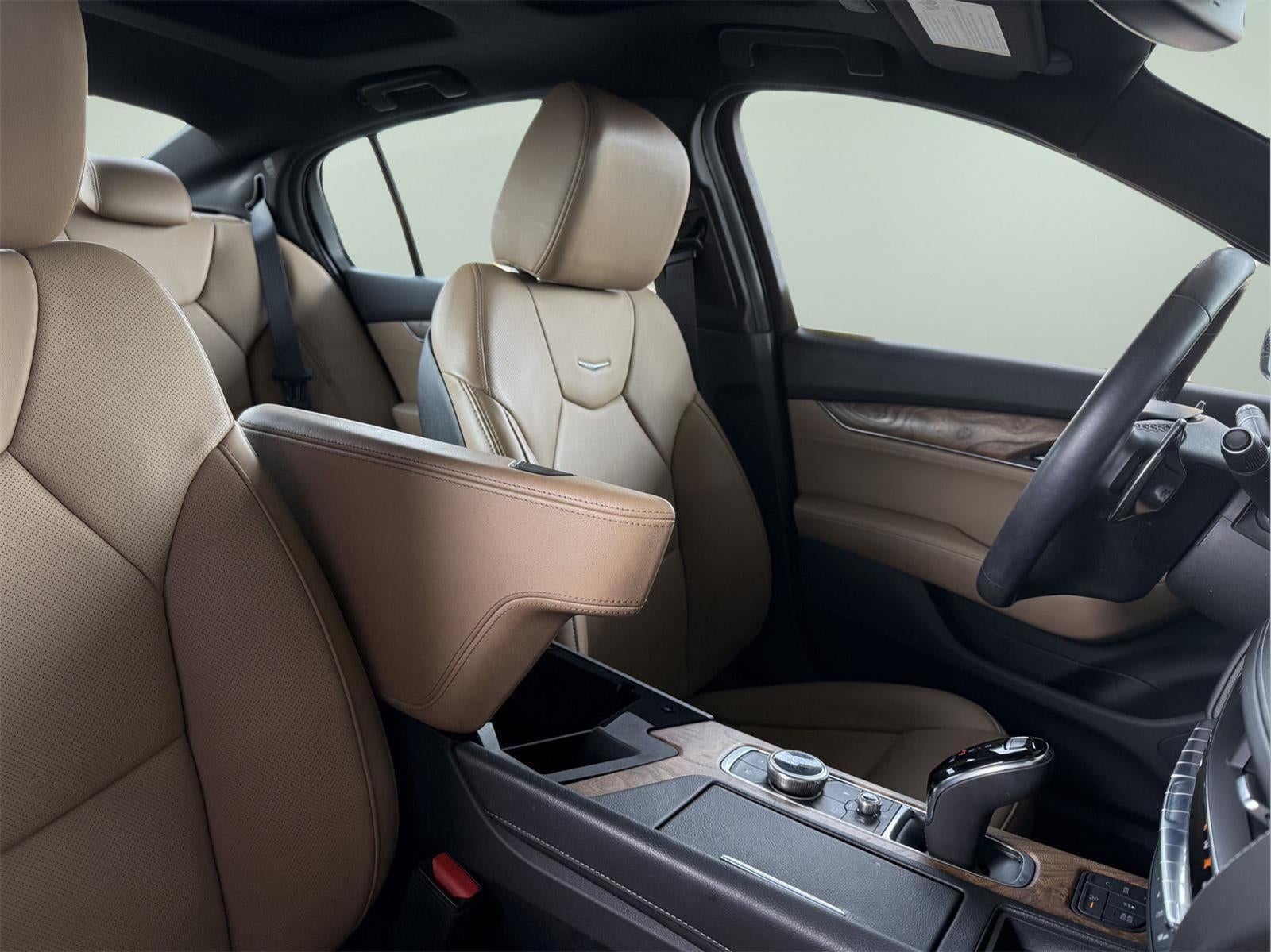 2025 Cadillac CT5 Premium Luxury