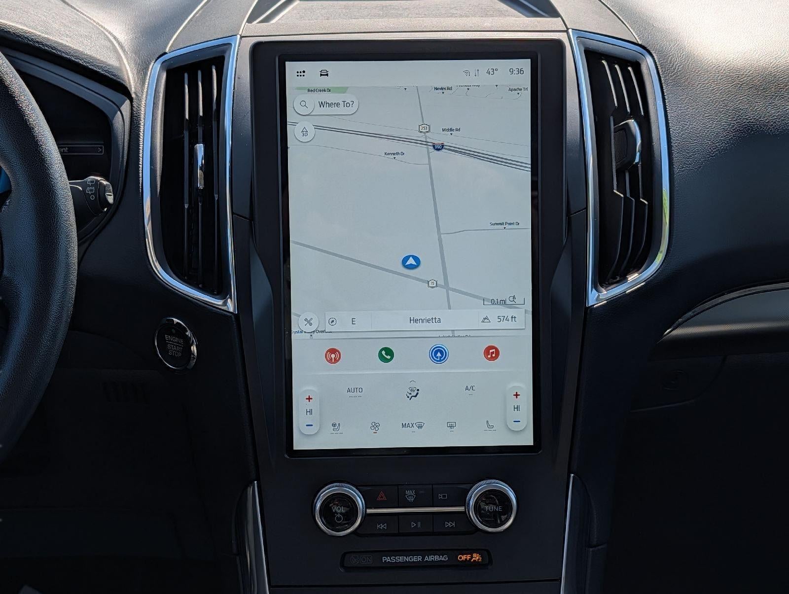 2022 Ford Edge Titanium