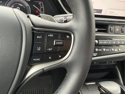 2024 Lexus ES 300h 