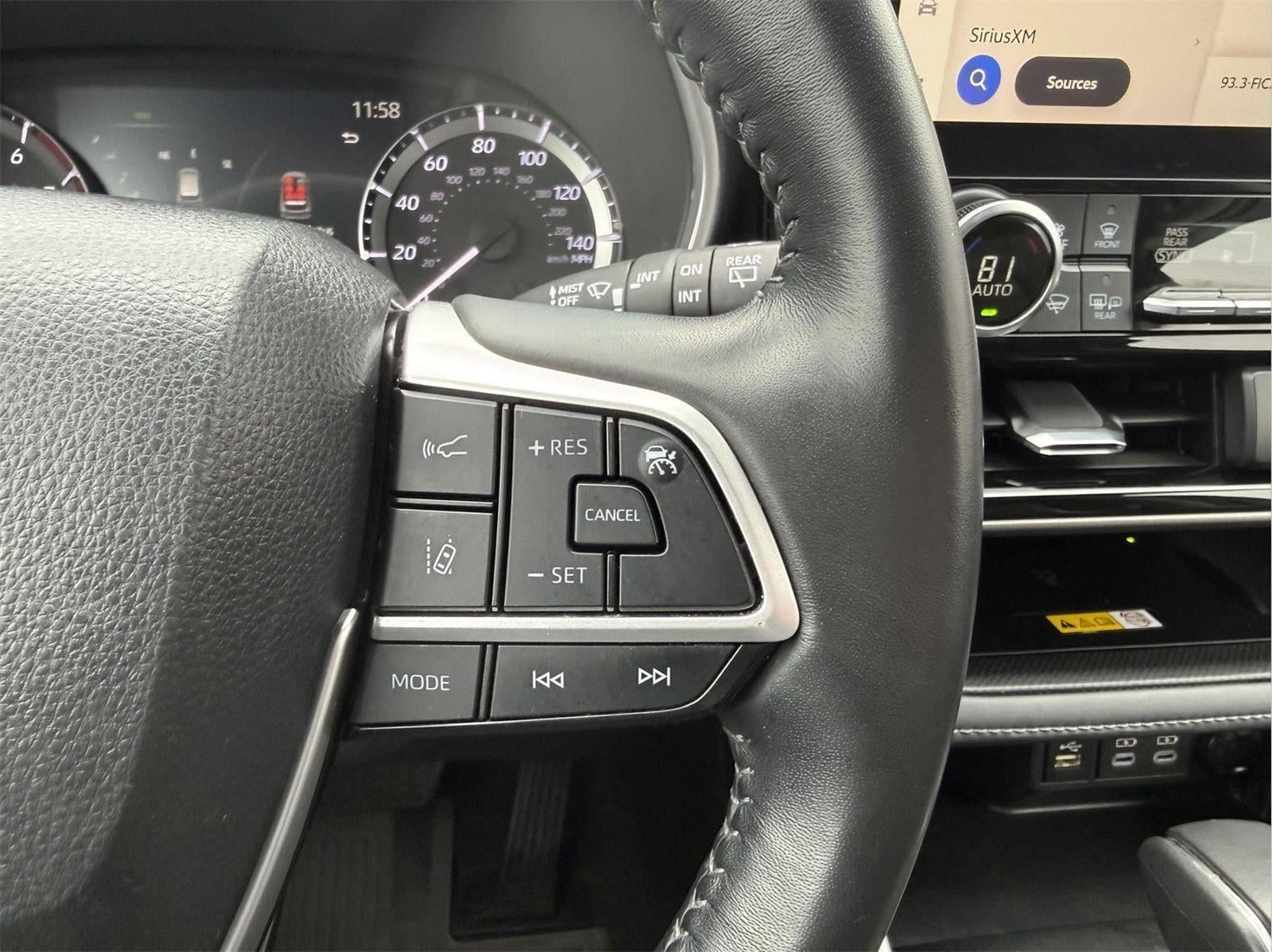 2023 Toyota Highlander XLE