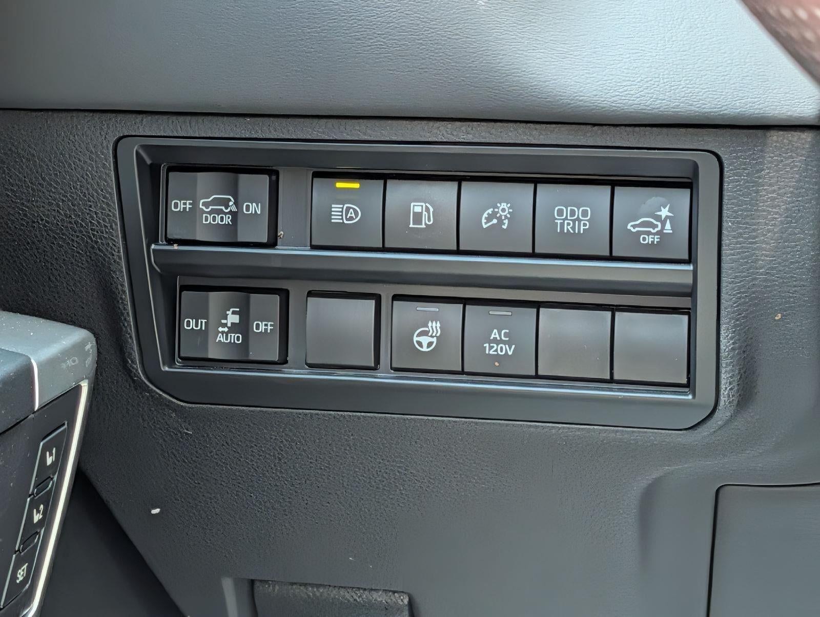 2024 Toyota Sequoia Platinum