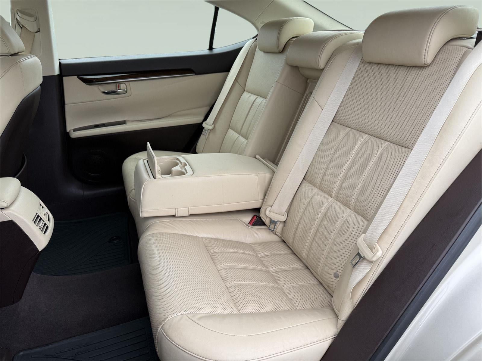 2016 Lexus ES 350 SEDAN