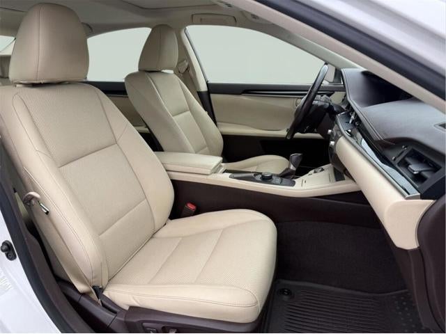 2016 Lexus ES 350 Sedan