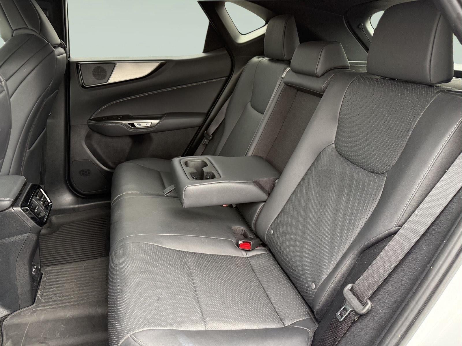 2024 Lexus NX 450h+ NX 450h+ F SPORT Handling