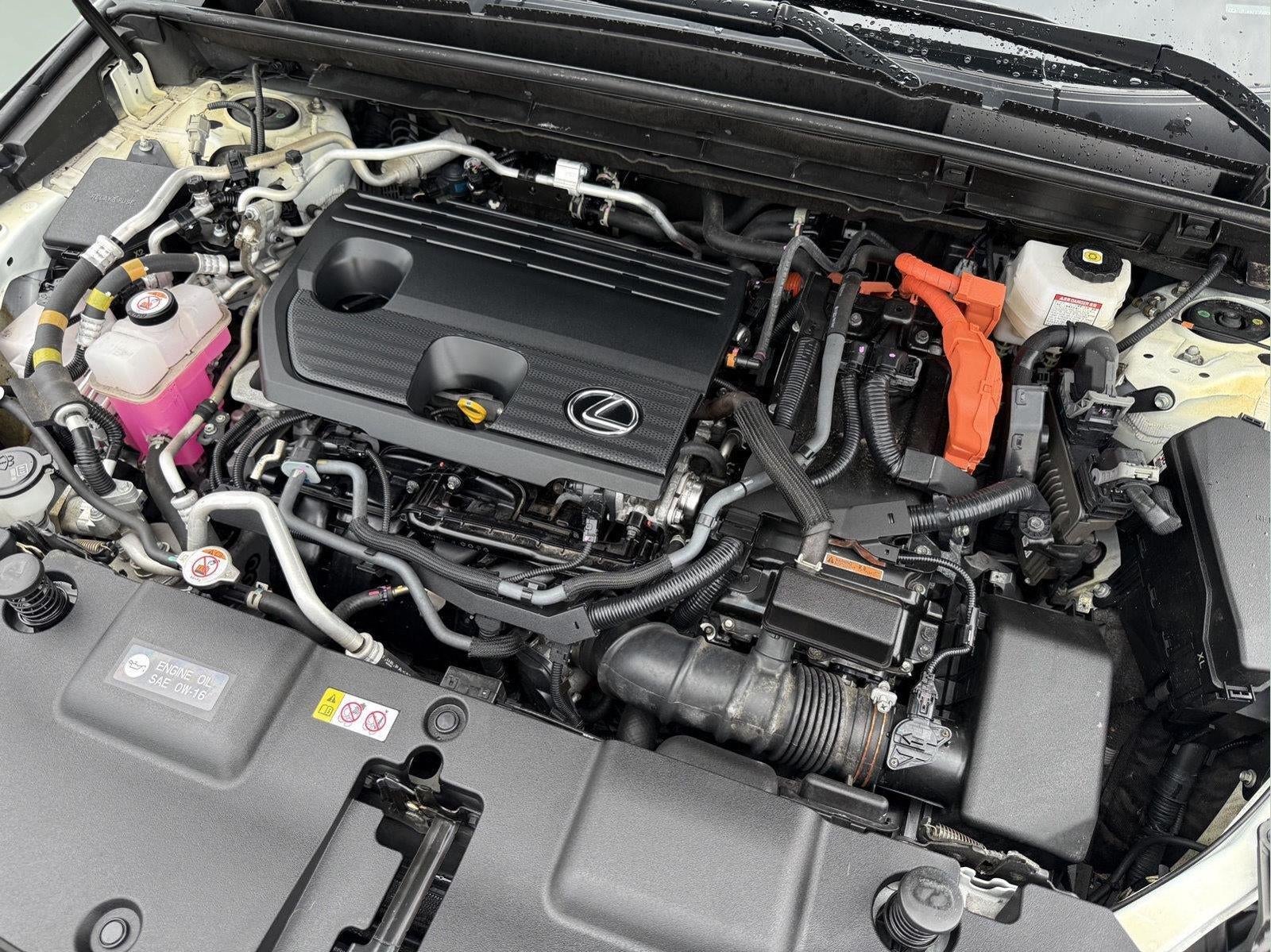 2024 Lexus NX 450h+ NX 450h+ F SPORT Handling