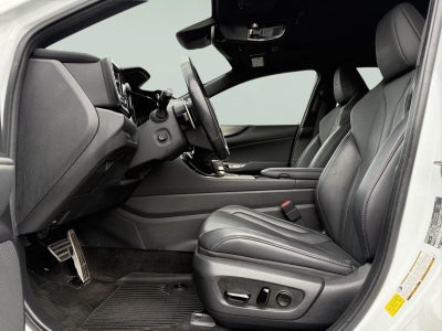 2024 Lexus NX 450h+ NX 450h+ F SPORT Handling