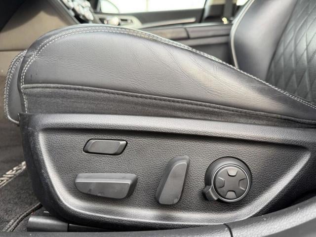 2020 Genesis G70 3.3T