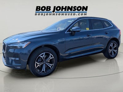 2022 Volvo XC60 Momentum