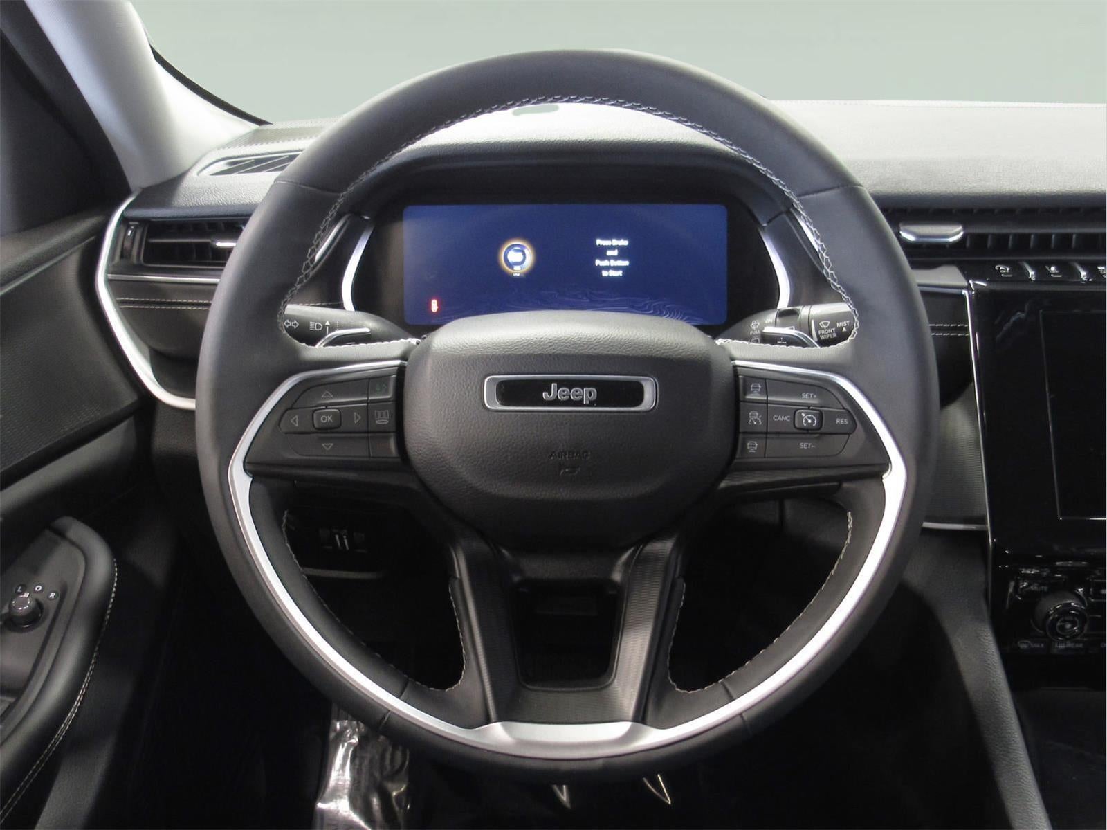 2023 Jeep Grand Cherokee Laredo