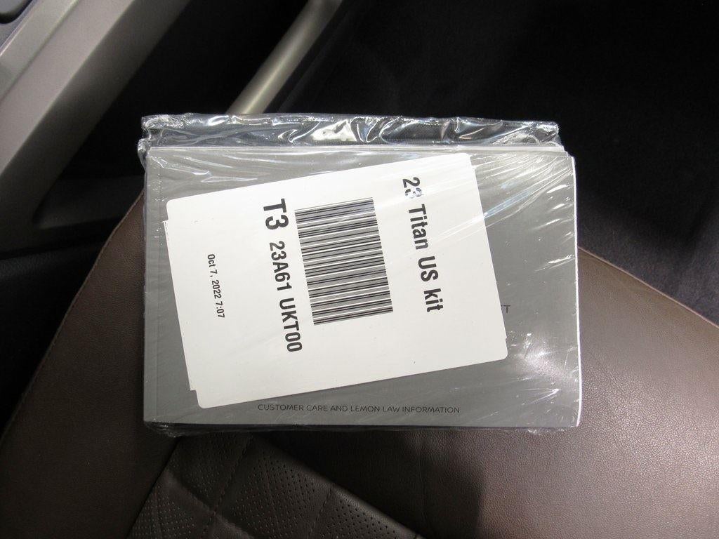 2023 Nissan TITAN Crew Cab Platinum Reserve 4x4