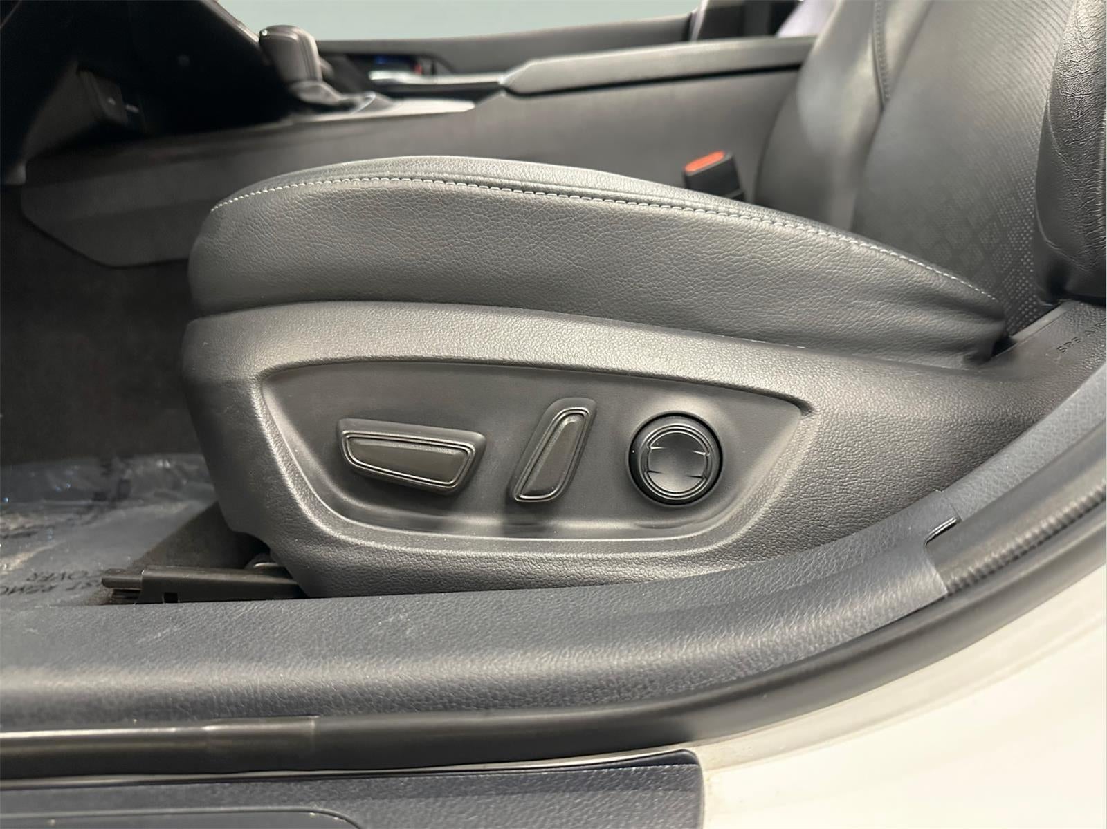 2022 Toyota Camry XSE AWD