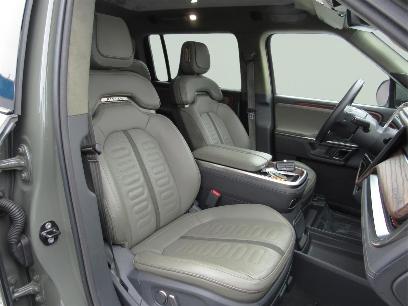 2023 RIVIAN R1S Launch Edition