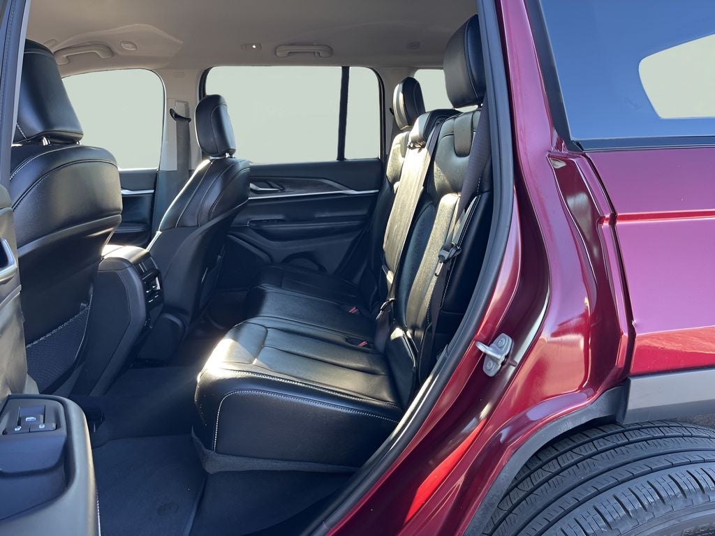 2023 Jeep Grand Cherokee Limited BLACK APPEARANCE PACKAGE