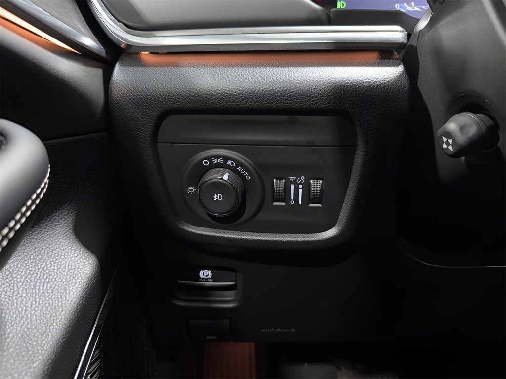 2025 Jeep Grand Cherokee L Overland