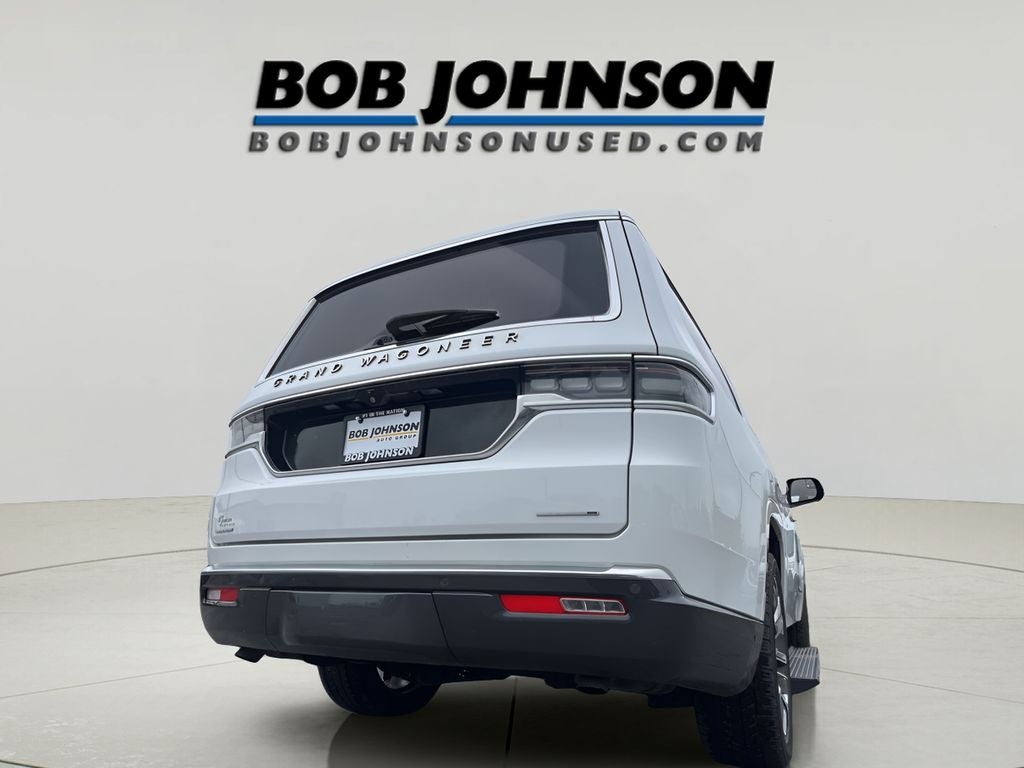 2022 Jeep Grand Wagoneer Series III