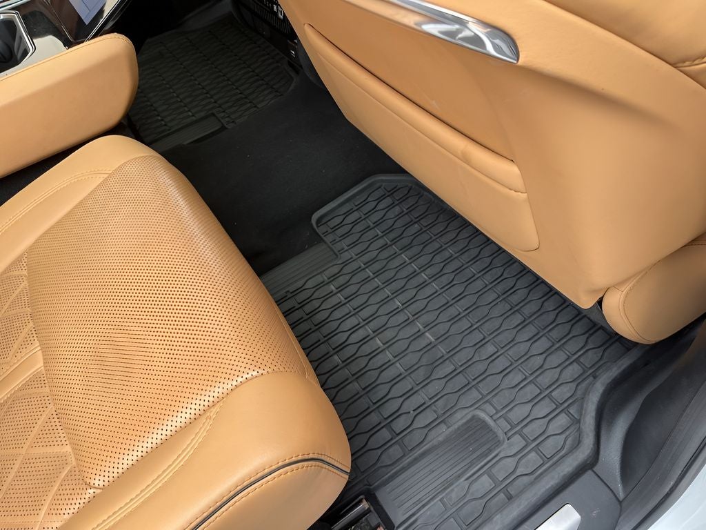 2022 Jeep Grand Wagoneer Series III