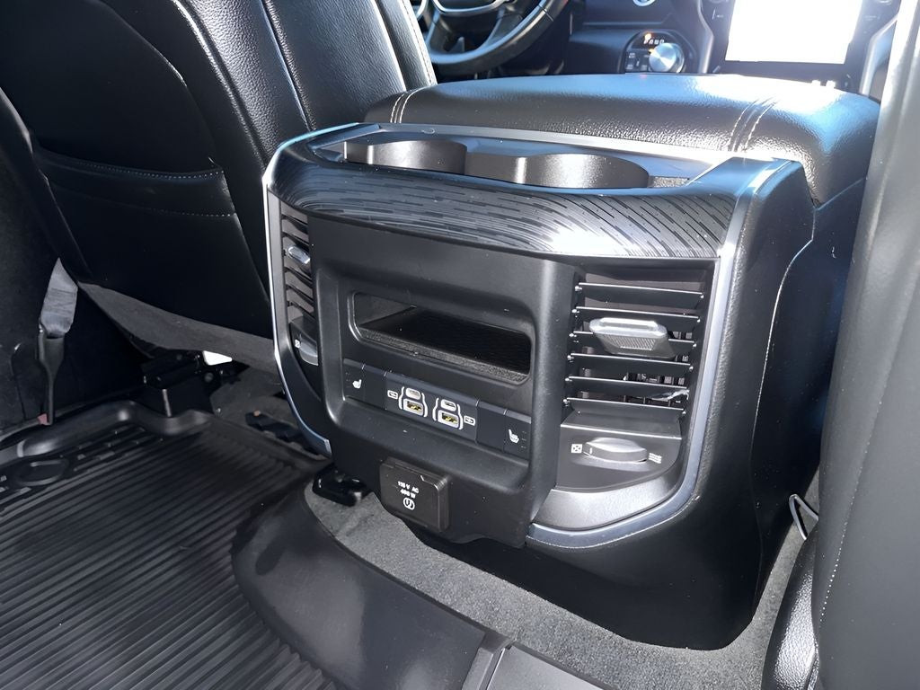 2024 RAM 1500 Laramie 5.7L Hemi