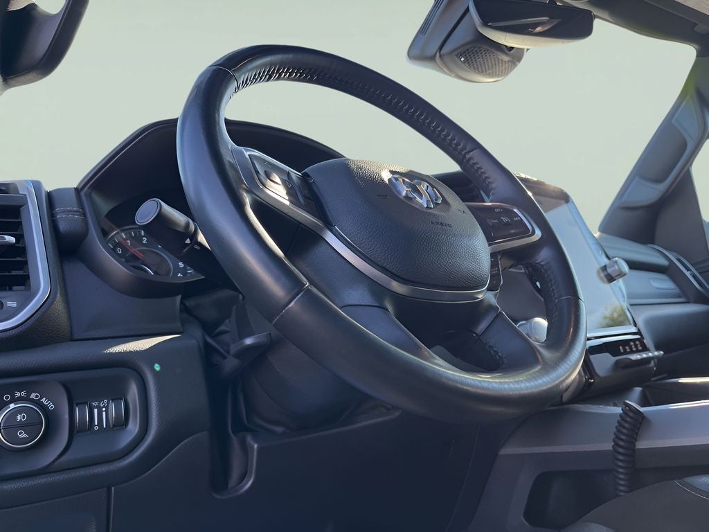 2023 RAM 1500 Laramie 5.7L HEMI