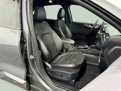 2024 Ford Escape ST-Line Select new car grounded