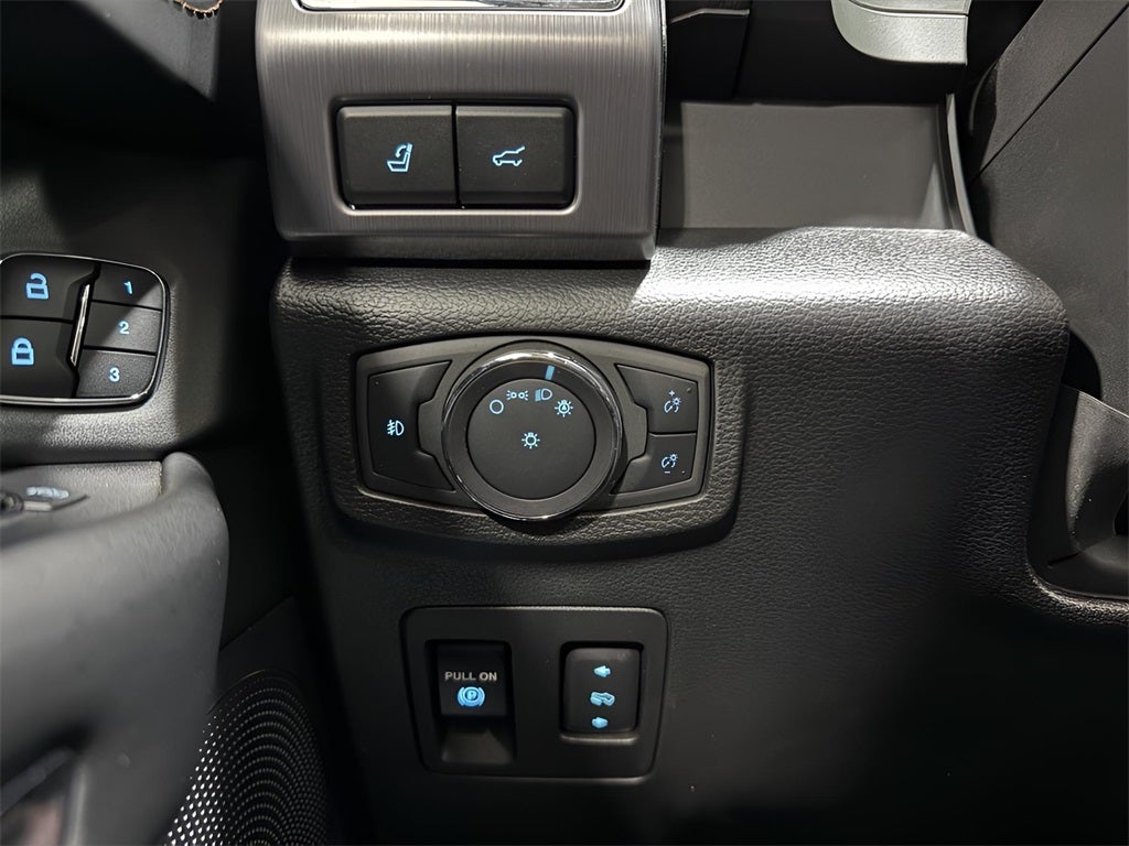 2021 Ford Expedition Max Platinum 22's