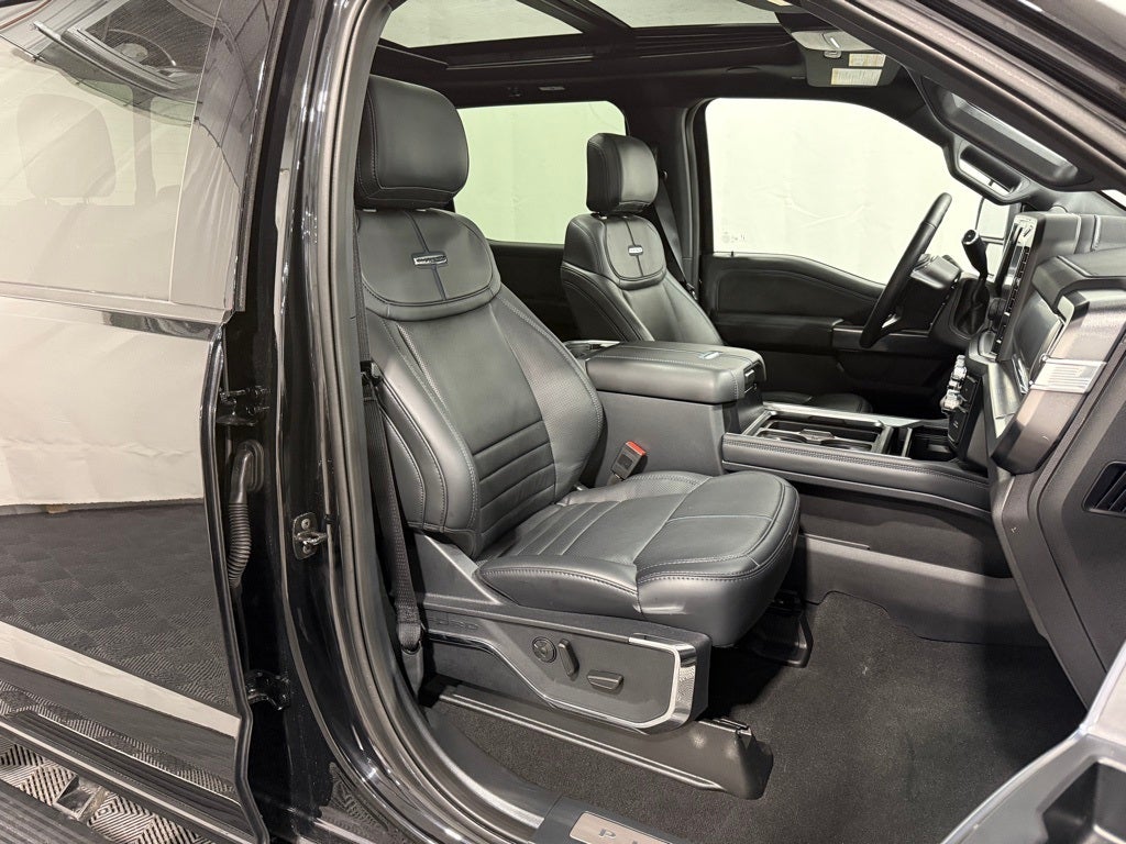 2025 Ford F-250SD Platinum