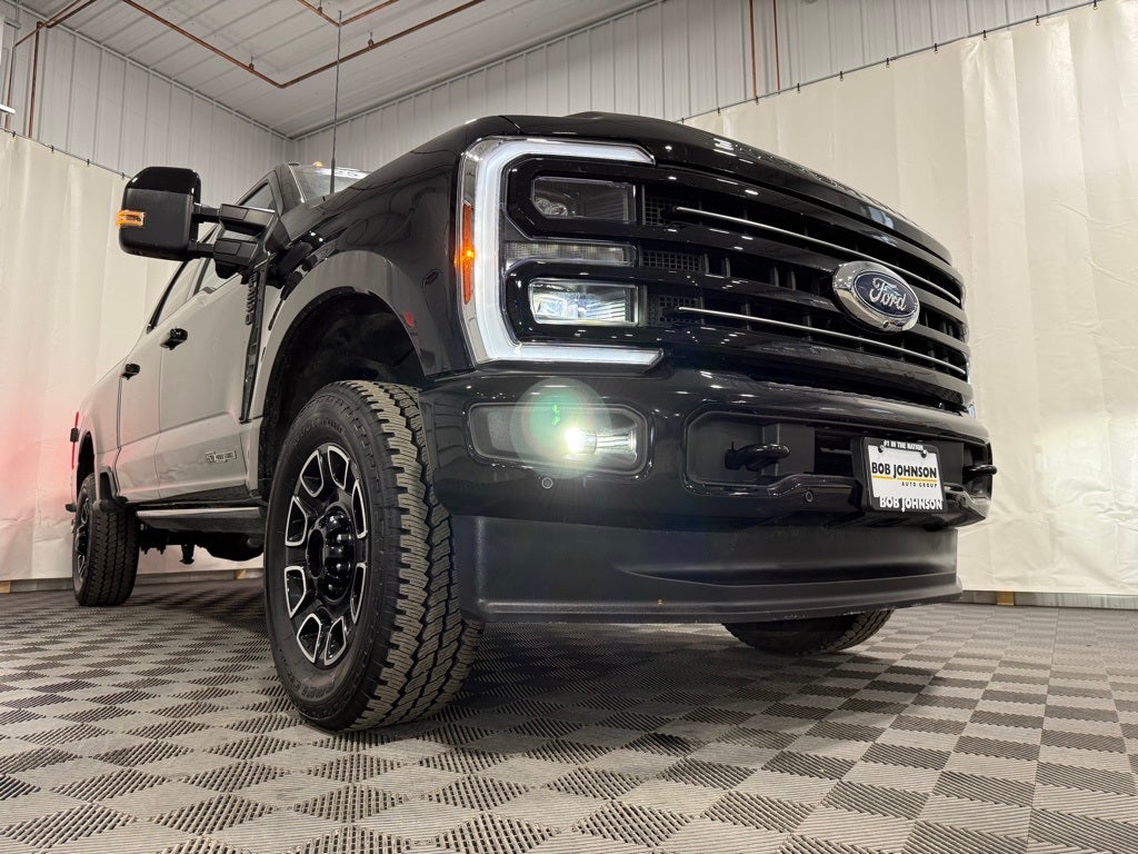 2025 Ford F-250SD Platinum