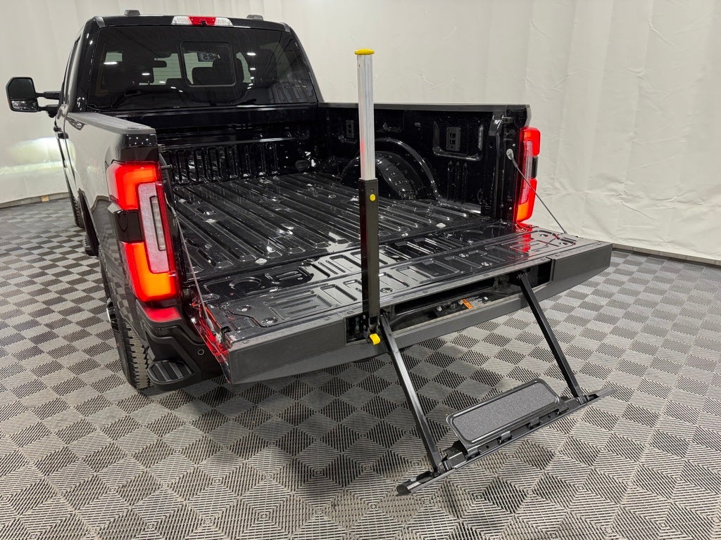 2025 Ford F-250SD Platinum