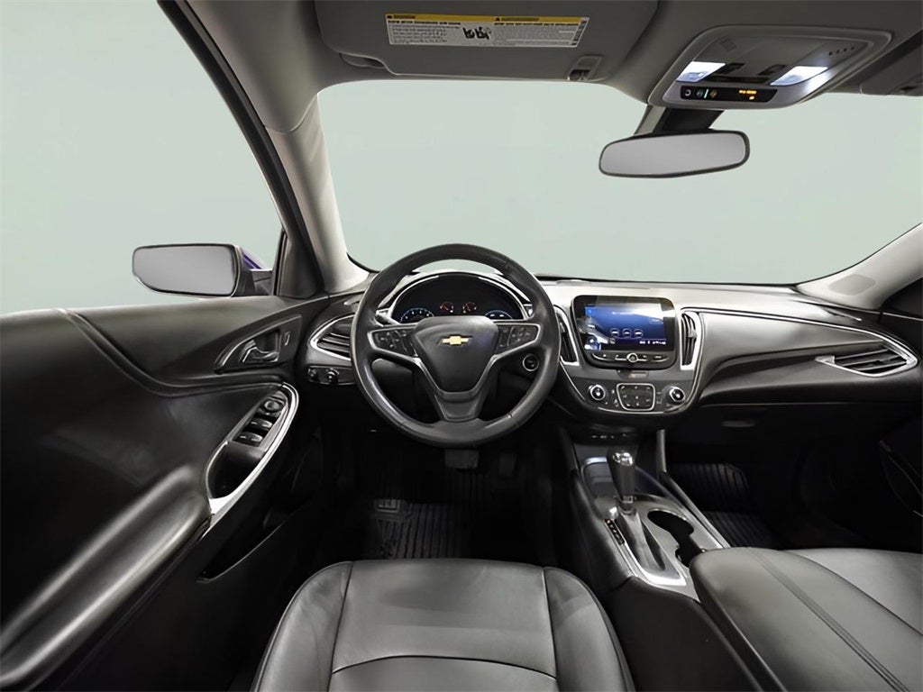 2019 Chevrolet Malibu LT w/ Leather & Sunroof *CarBravo Certified*