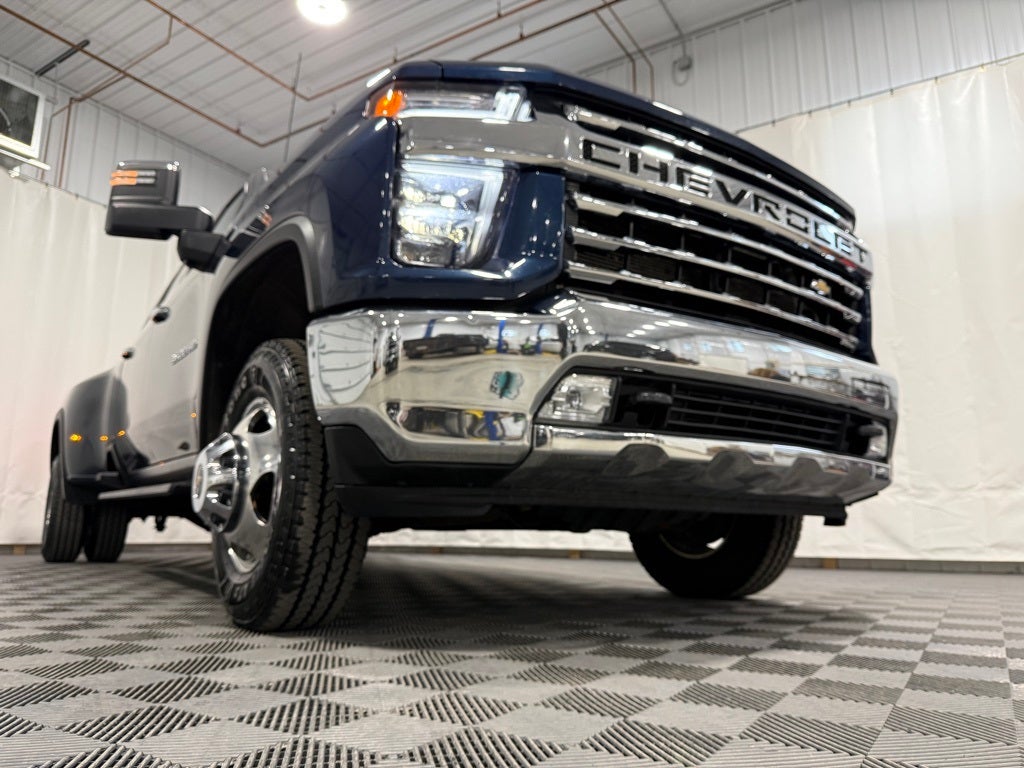 2023 Chevrolet Silverado 3500HD LTZ