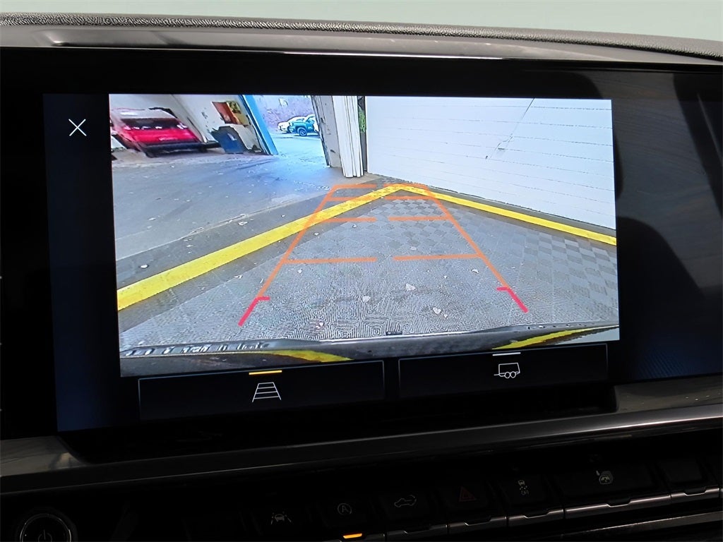 2025 Chevrolet Silverado 1500 LT w/ 22" Wheels *CarBravo Certified*