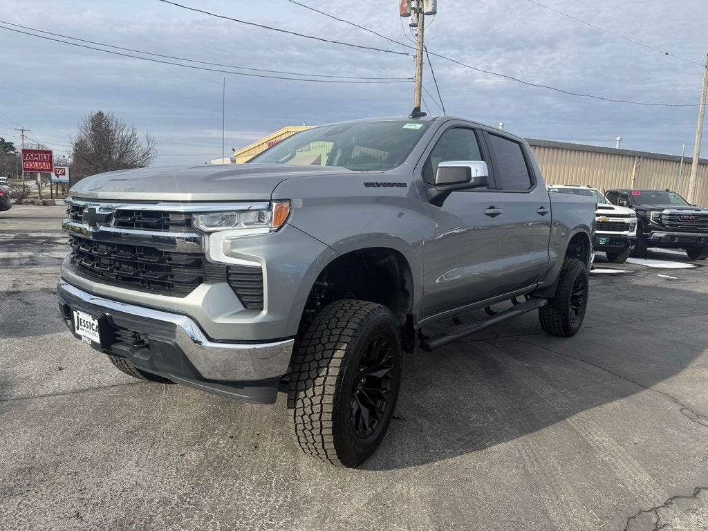 2025 Chevrolet Silverado 1500 LT Leather Lifted Loaded 20" Fuel Wheels 6" RC Lift!