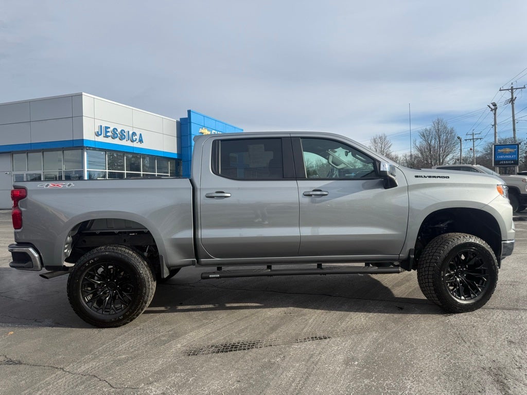 2025 Chevrolet Silverado 1500 LT Leather Lifted Loaded 20" Fuel Wheels 6" RC Lift!