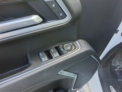 2025 Chevrolet Silverado 1500 LT V8 With Assist Steps and Hard Tonneau Cover!