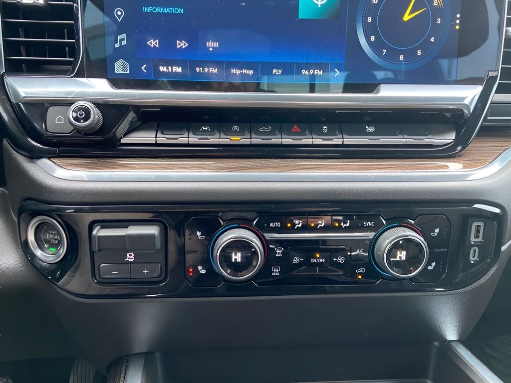 2025 Chevrolet Silverado 1500 RST