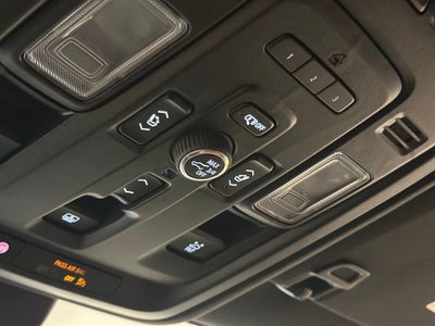 2024 GMC Yukon Denali Ultimate CARBRAVO CERTIFIED