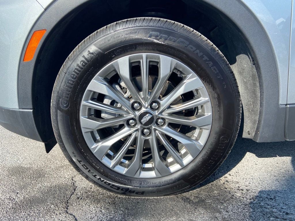 2025 Cadillac XT4 Premium Luxury