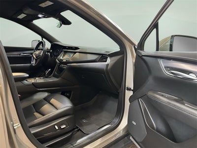 2022 Cadillac XT5 Luxury