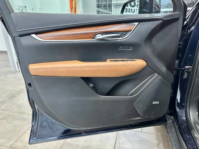 2021 Cadillac XT5 Premium Luxury