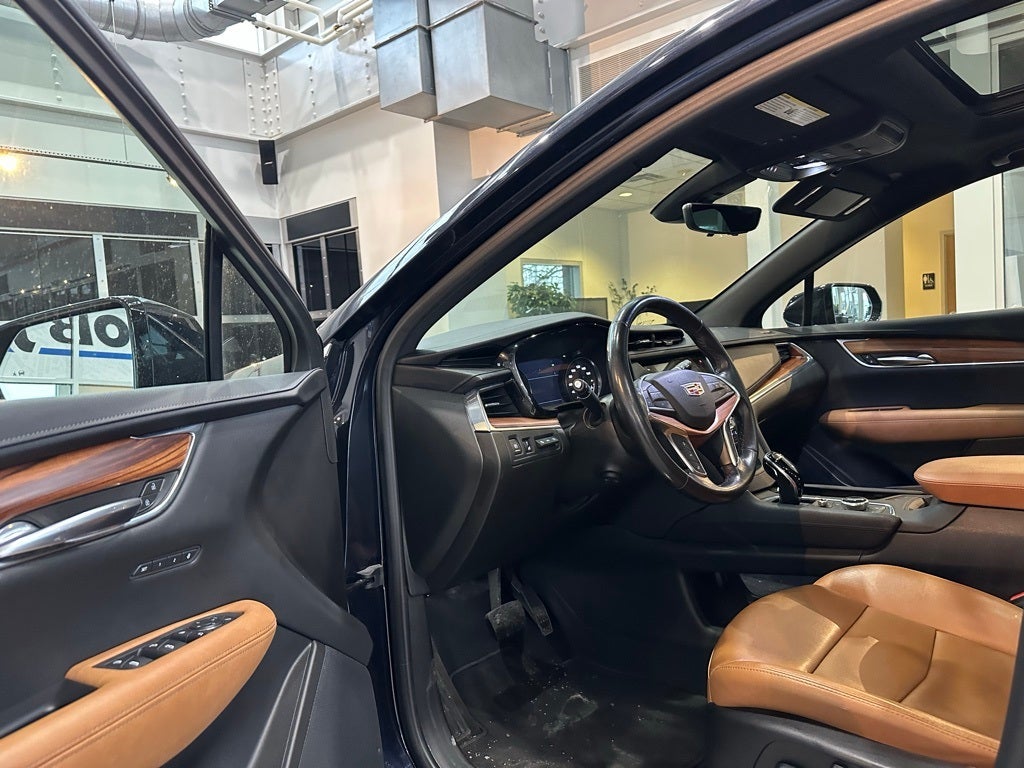 2021 Cadillac XT5 Premium Luxury