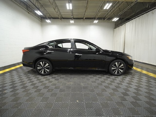 2022 Nissan Altima 2.5 SV AWD *CarBravo Certified*