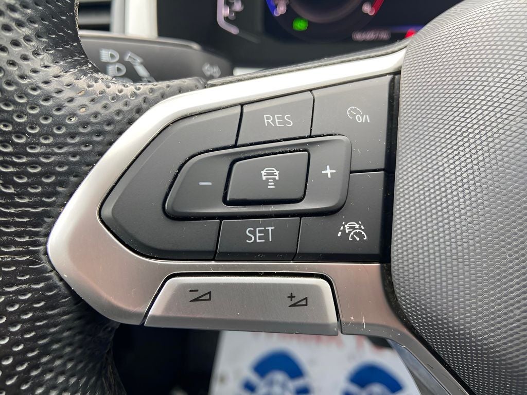 2022 Volkswagen Atlas 3.6L V6 SEL R-Line