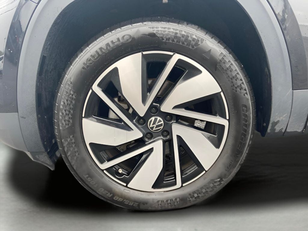 2025 Volkswagen Atlas 2.0T SE w/Technology 1 Owner Clean Auto Check!