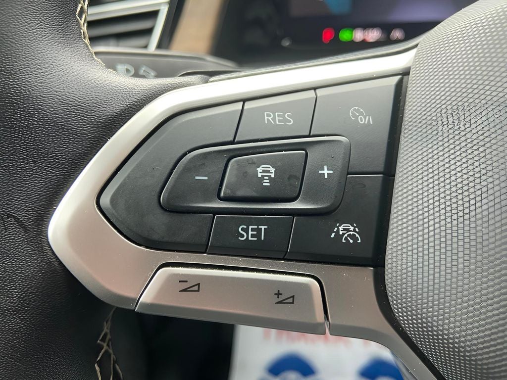 2025 Volkswagen Atlas 2.0T SE