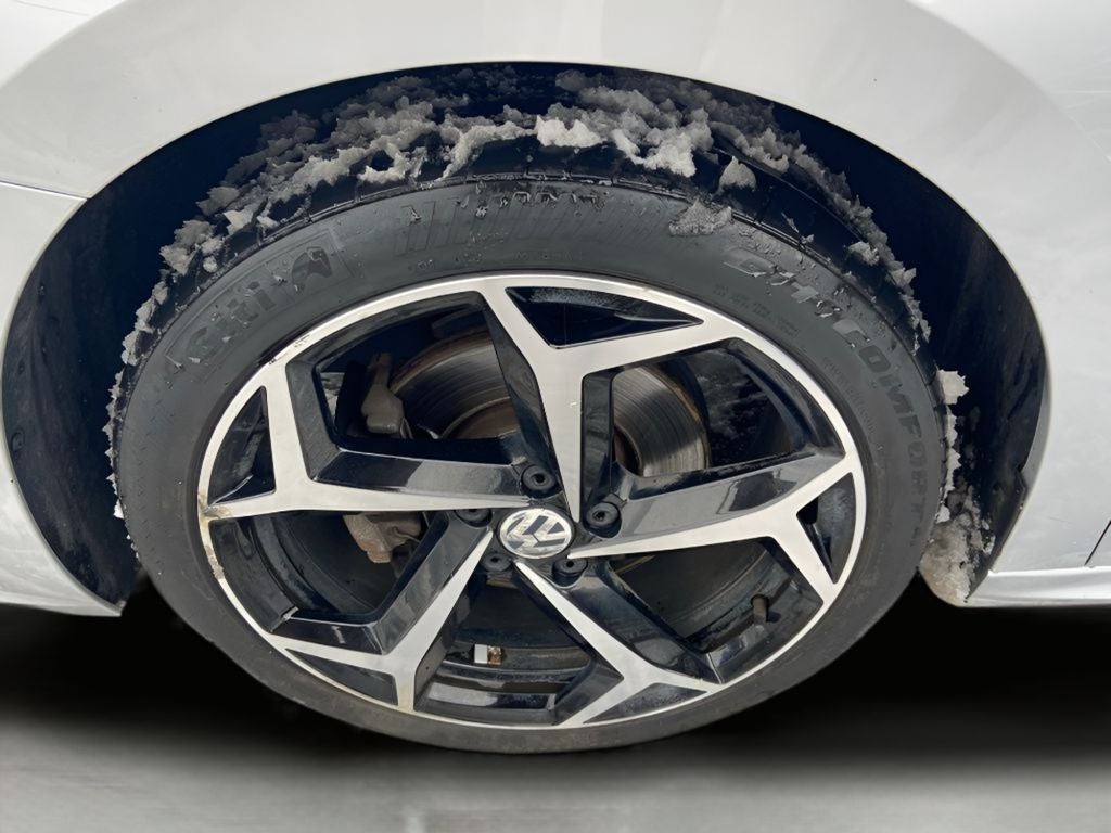 2020 Volkswagen Passat 2.0T R-Line