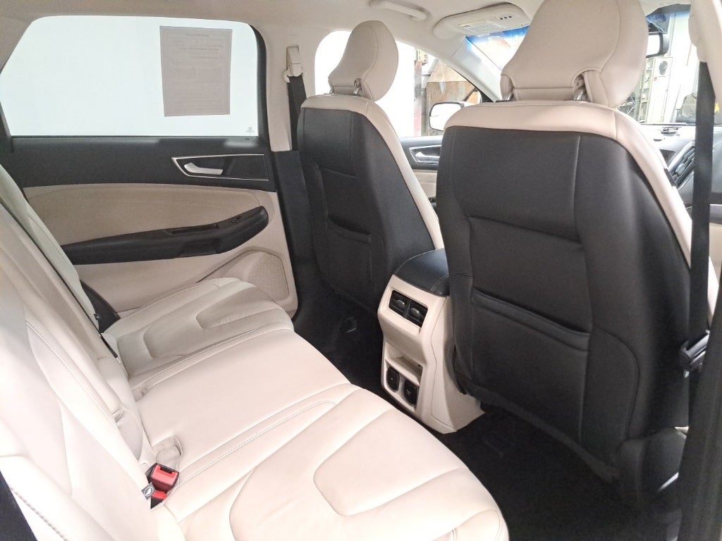 2018 Ford Edge Titanium Remote Start & Heated Leather Seats